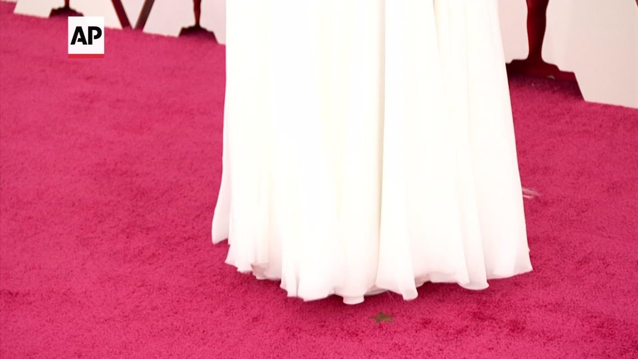 Riz Ahmed Fixes His Wife's Hair On Oscars Red Carpet And The ...