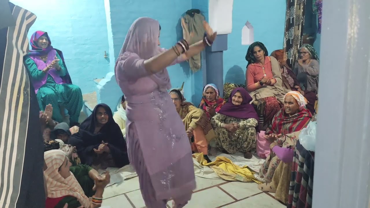 मै खड़ी जोड़ के काठ हे मेरा दामन चक्र काट #haryanvi #masti #dance #viral #video #sunita nada #youtube