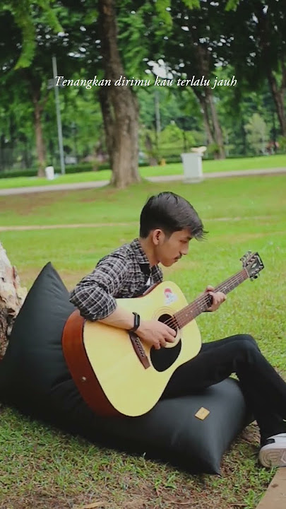 Untuk mencintaimu X Semata karenamu 🎸 #untukmencintaimu #sematakarenamu #coverakustik #shorts