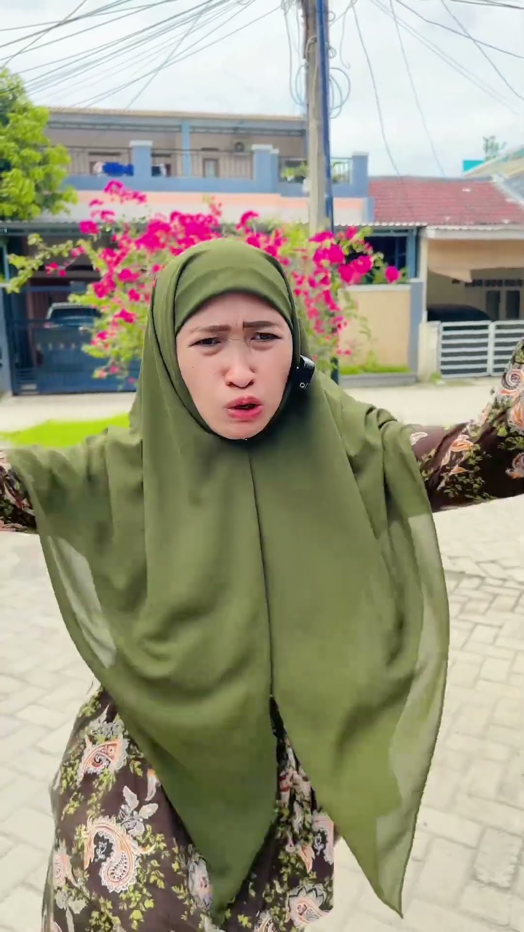 MITOS MAKAN SAMBIL TIDURAN