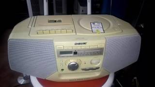 Sony CFD-V35 boombox