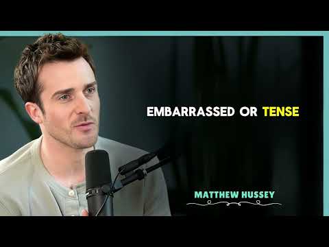 20 SMALL THINGS OLDER WOMEN DO THAT MEN SECRETLY LOVE Matthew Hussey Dating Advice