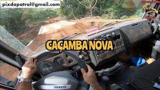 NA CAÇAMBA NOVA/CASCALHAMENTO/ Pá carregadeira XCMG Iveco Mercedes Benz Aterro Ponte Nova