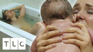 Mum Delivers Baby In The Bathtub Without Any Help | I Didn't Know I Was Pregnant