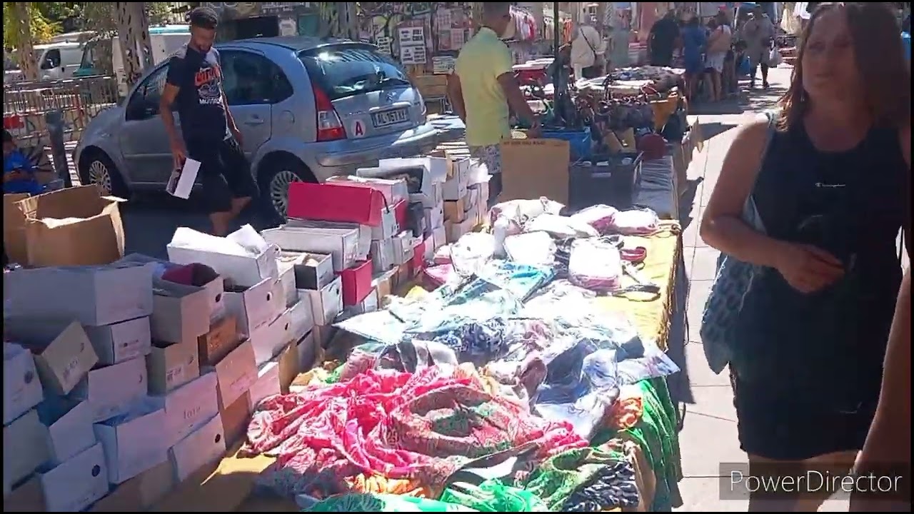 une balade au marché la plaine il y a de très bonnes affaires Marseille