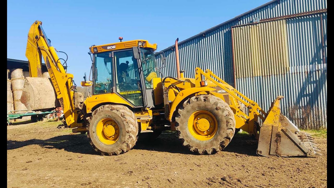 Présentation tractopelle Hydrema 906c avec poste inversé