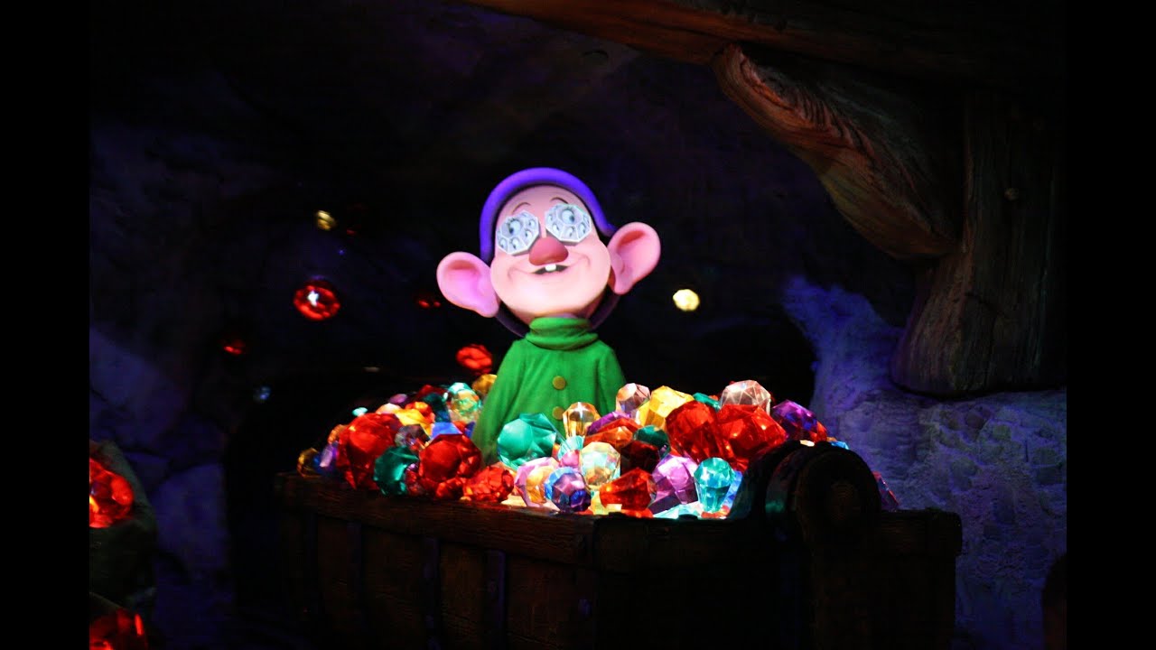 Ultimate Orlando Clicks #17 - Seven Dwarfs Mine Train Ride Through (Spoilers)