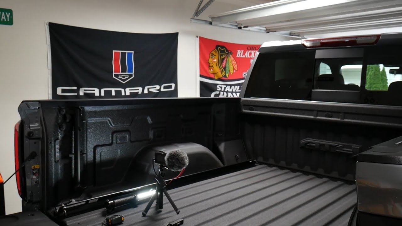 How To Install A Gator SRX Roll Up Bed Cover On A 2020 GMC Sierra AT4 how-to-install-a-gator-srx-roll-up-bed-cover-on-a-2020-gmc-sierra-at4
