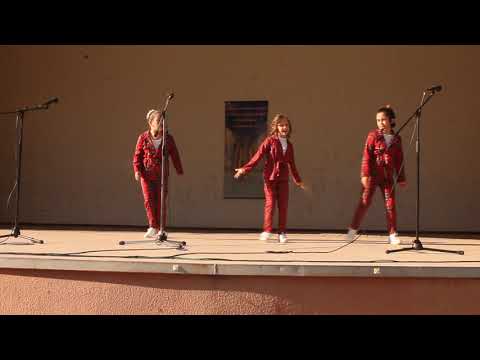 სტუდია მაჟორი/მიდიან დღეები ბარბარე ფილიპია,ანანო წურწუმია,ანი ბაქაქური