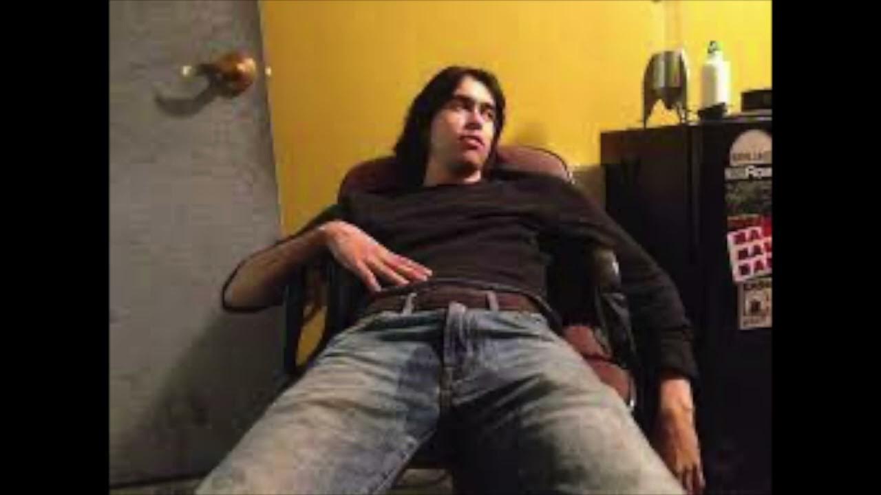 I ran alex. Alex run. Раян и алекс 5 сезон. I ran alex. Реклама черный 2019.