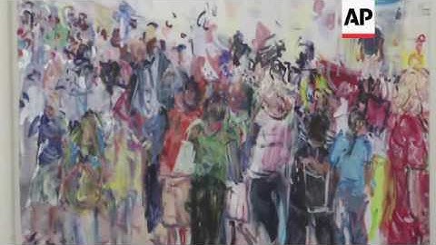 Artist Asks Public to Collaborate at Conventions