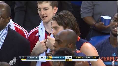 Josh McRoberts dunks on Andrew Bogut