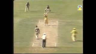 Dean Jones At His Arrogant Best. Classic Six Vs New Zealand At The Gabba Odi 198788