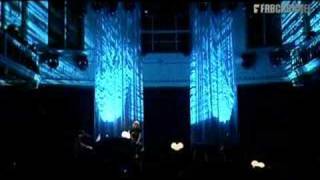 Watch Sarah Bettens Scream video