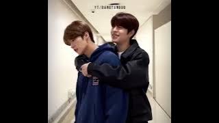 [Eng Sub] Seungmin hugging LeeKnow and singing 'Silent cry' | STRAYKIDS