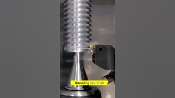 thread cutting operation on lathe machine #shorts #mechanical #engineering