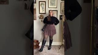 Curvy Fall Outfit Ideas 🍂 | Cute Skirt & Boots Outfit Inspiration | Plus Size Fashion