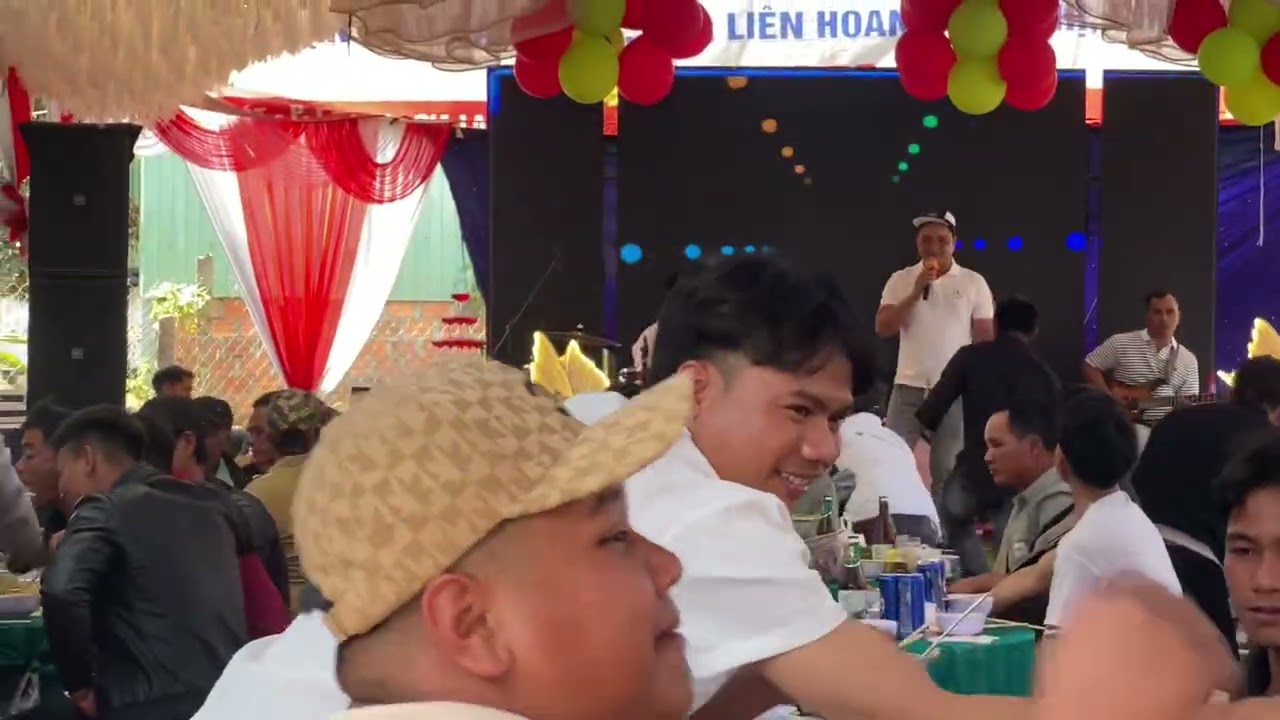 Giong ca hát rất hay 