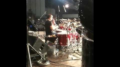Dave Weckl Warming Up