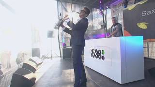 Download Lagu Exclusive DJ met Saxofonist boek je bij Sax with the DJ | Mr. Saxo-B MP3