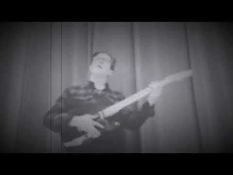 VELVETCUT - Lady! (Panic Is On The Way) (Official video)