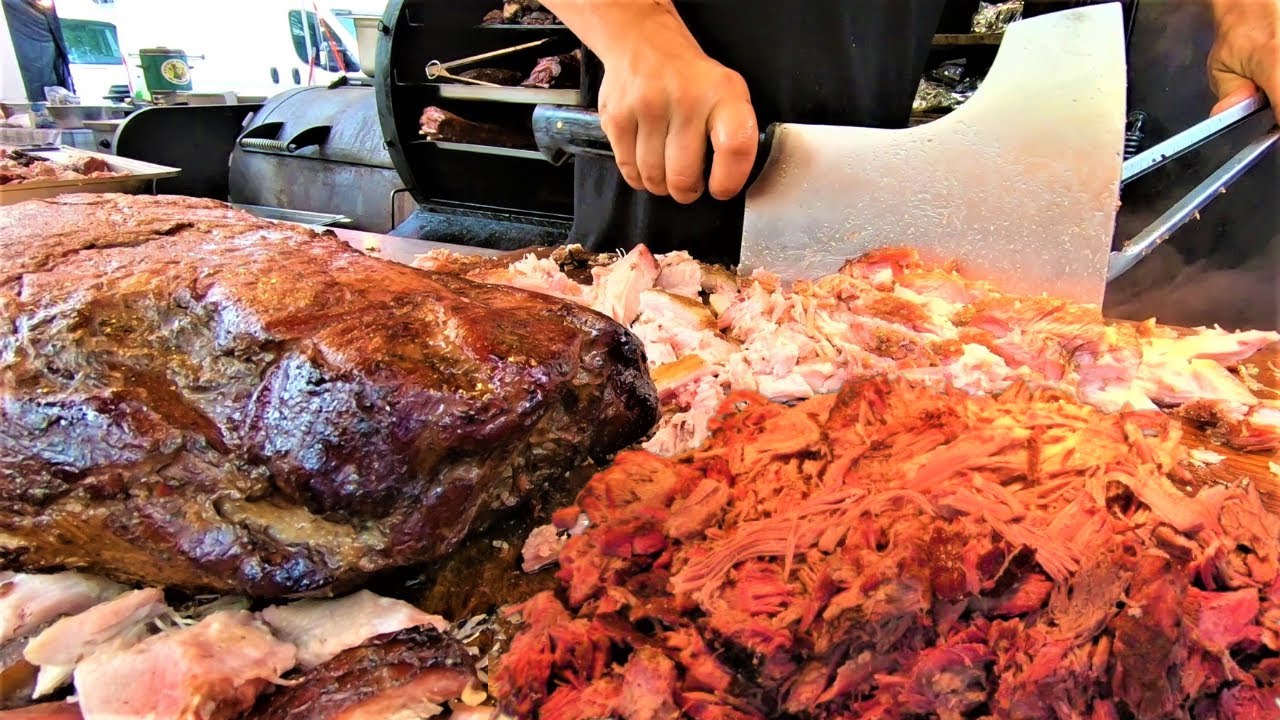 Meat Paradise. Smoked Beef Ribs, Burgers, Pulled Pork, Grilled Meat, Sausages, Asado, Picanha