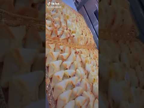 ميل على مياسك وانثر علي احساسك الكون فدوة راسك يا حور عين الدنيه