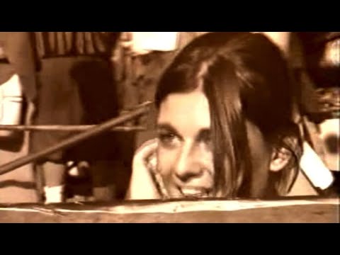 Canelli Tickling 74
