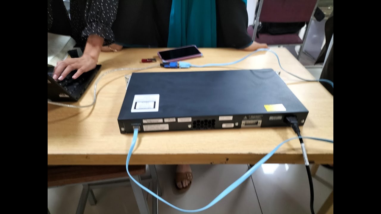 Lec3 Configuring Catalyst Cisco 2960 Switch - YouTube