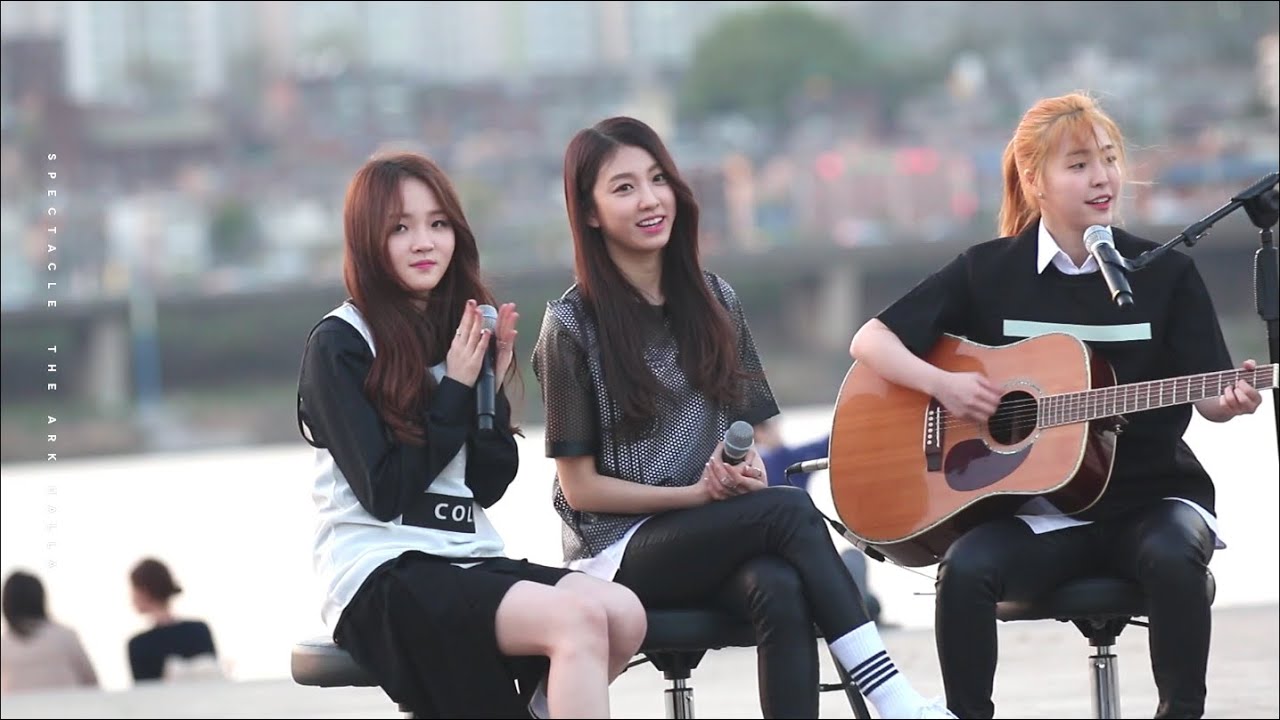 [FANCAM] 150425 디아크 한라 한강이벤트 MMMbop