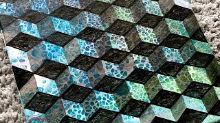 I loove creating acrylic pours with 3d effect. this was such an
interesting project cool result. hope it will inspire you to create,
paint and be happ...