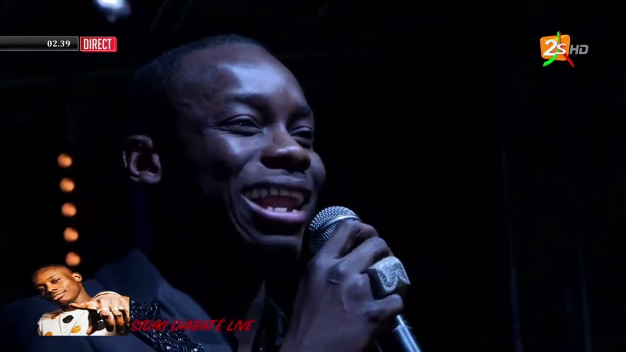 SIDIKI DIABATE C'EST MA VIE - LIVE PERFORMANCE A L'ESPLANADE DE LA 2STV