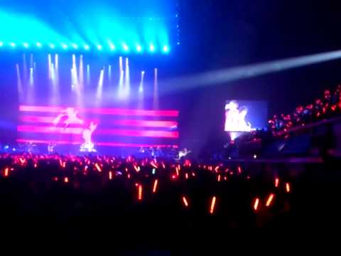 MAYDAY LONDON WEMBLEY CONCERT 21FEB2014