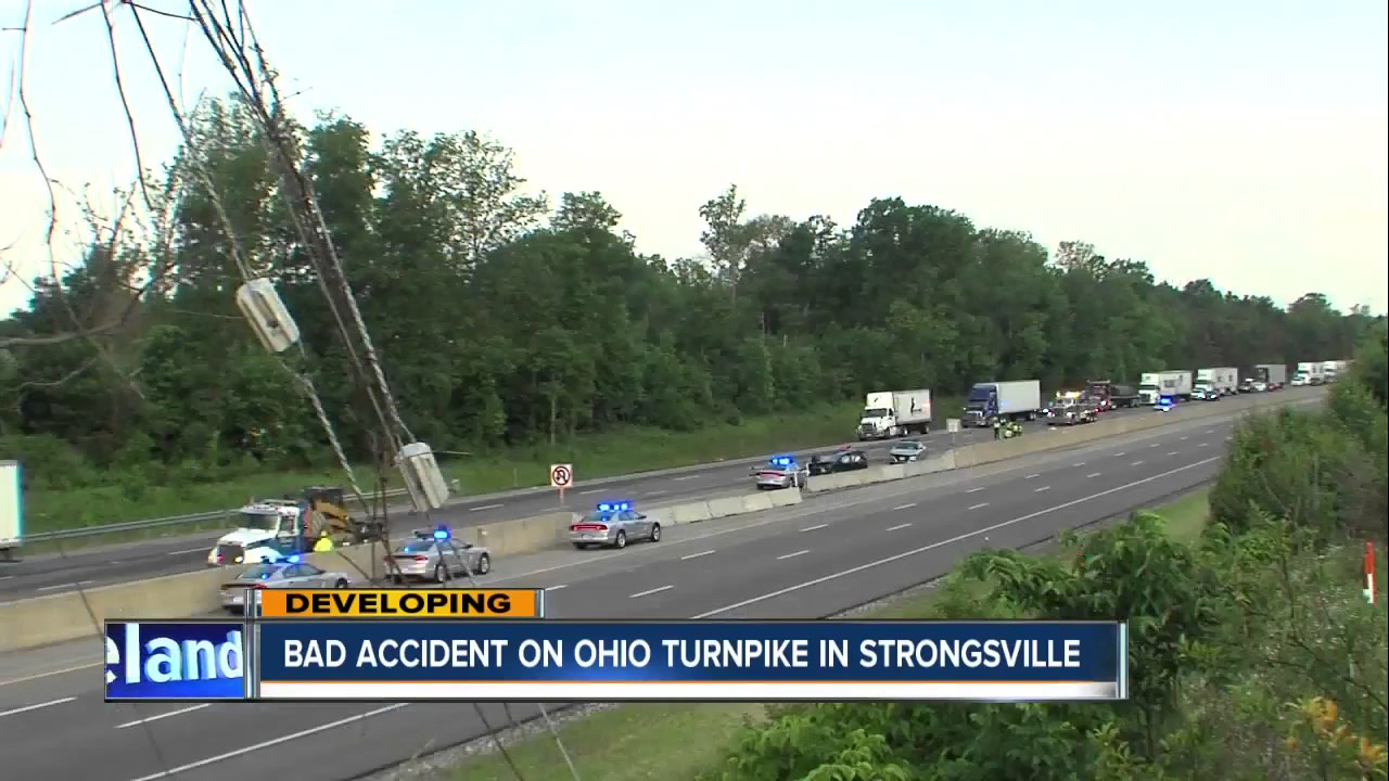 Crash on Ohio Turnpike in Strongsville claims the lives of two children