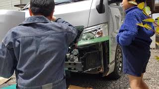 NV350 キャラバン E26前期                 バンパー外し!