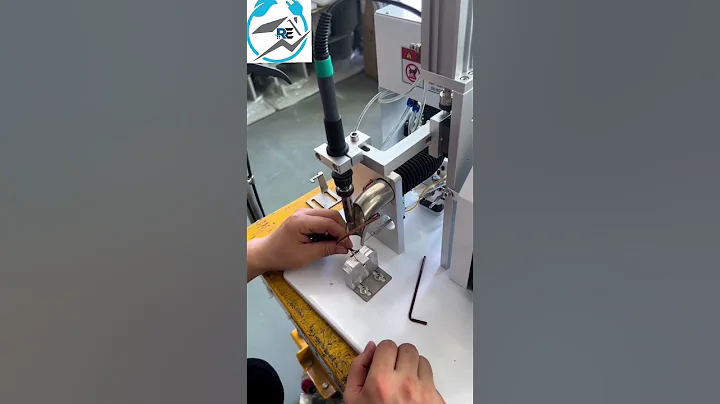 Automatic soldering iron