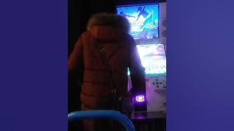 🌜MBM🦋 Plays: Dance Dance Revolution {Dave & Buster