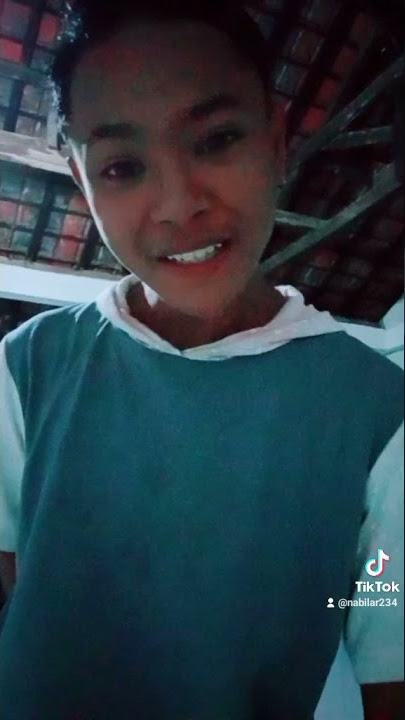 aduh senyuman km paling gemes☺☺☺☺