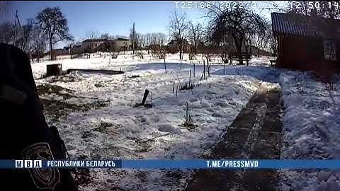 Участковый применил табельный пистолет в Кухтичах
