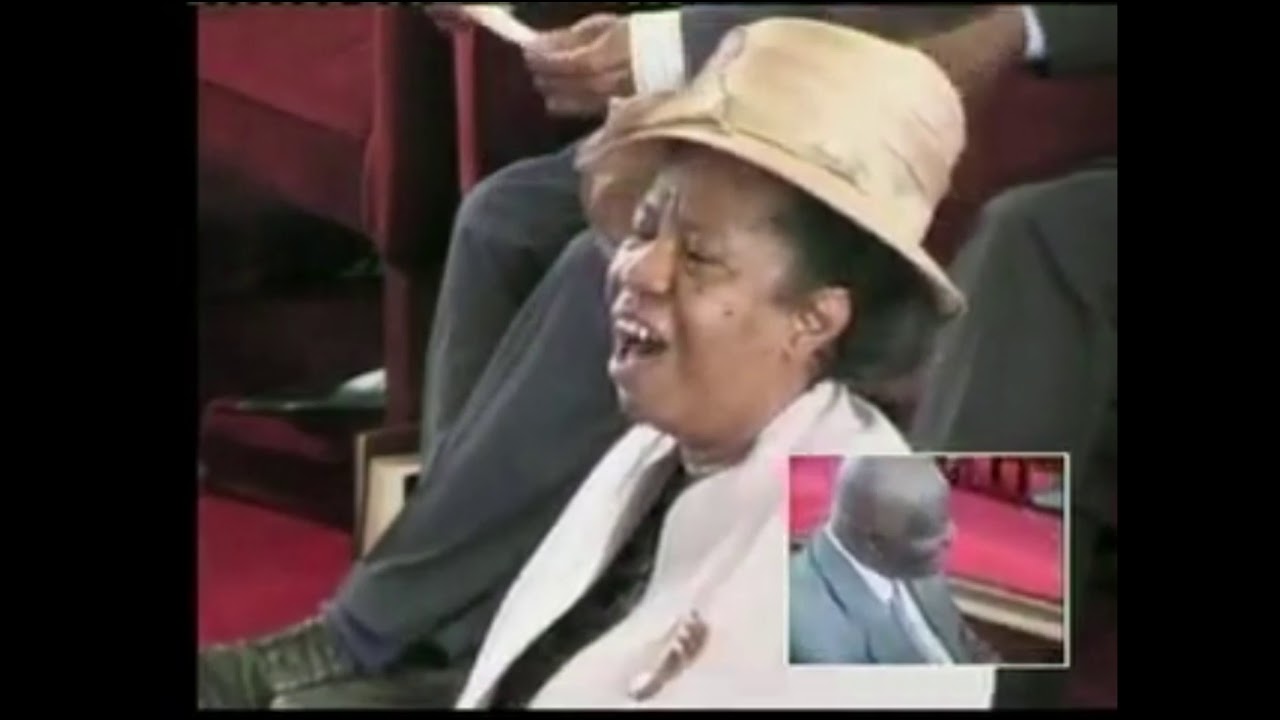 I'm going over - Sang by Joan Aina