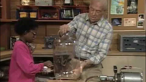 Create A Cloud In A Bottle (Mr. Wizard)