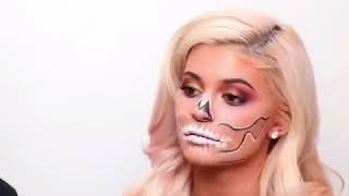 Doing kylie jenner's halloween makeup