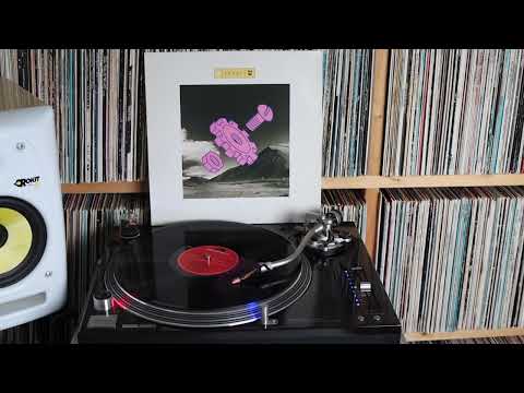 Level 42 — Level 42 - World Machine (1985) - B4 - Coup D'Etat