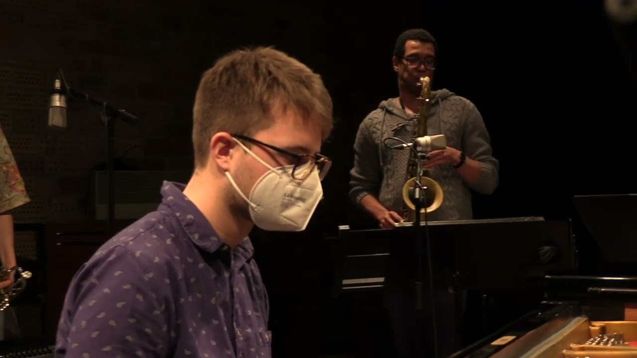 Felix Ziebarth - Moon Alley (Tom Harrell)