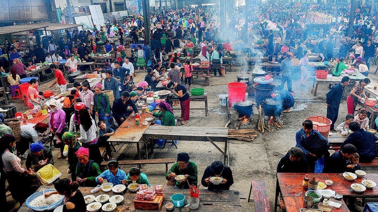 CHỢ PHIÊN MÈO VẠC - HÀ GIANG NHỮNG NGÀY GIÁP TẾT - VỠ TRẬN - ĐÔNG NGHỊT - ĐỒ RỪNG BÀY BÁN LA LIỆT