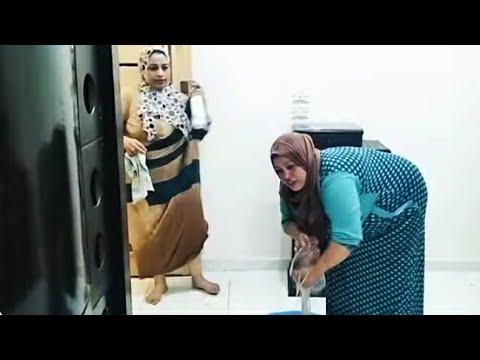 ام سوزي وأم سمسه قلبوا الدنيا فى غرفة النوم
