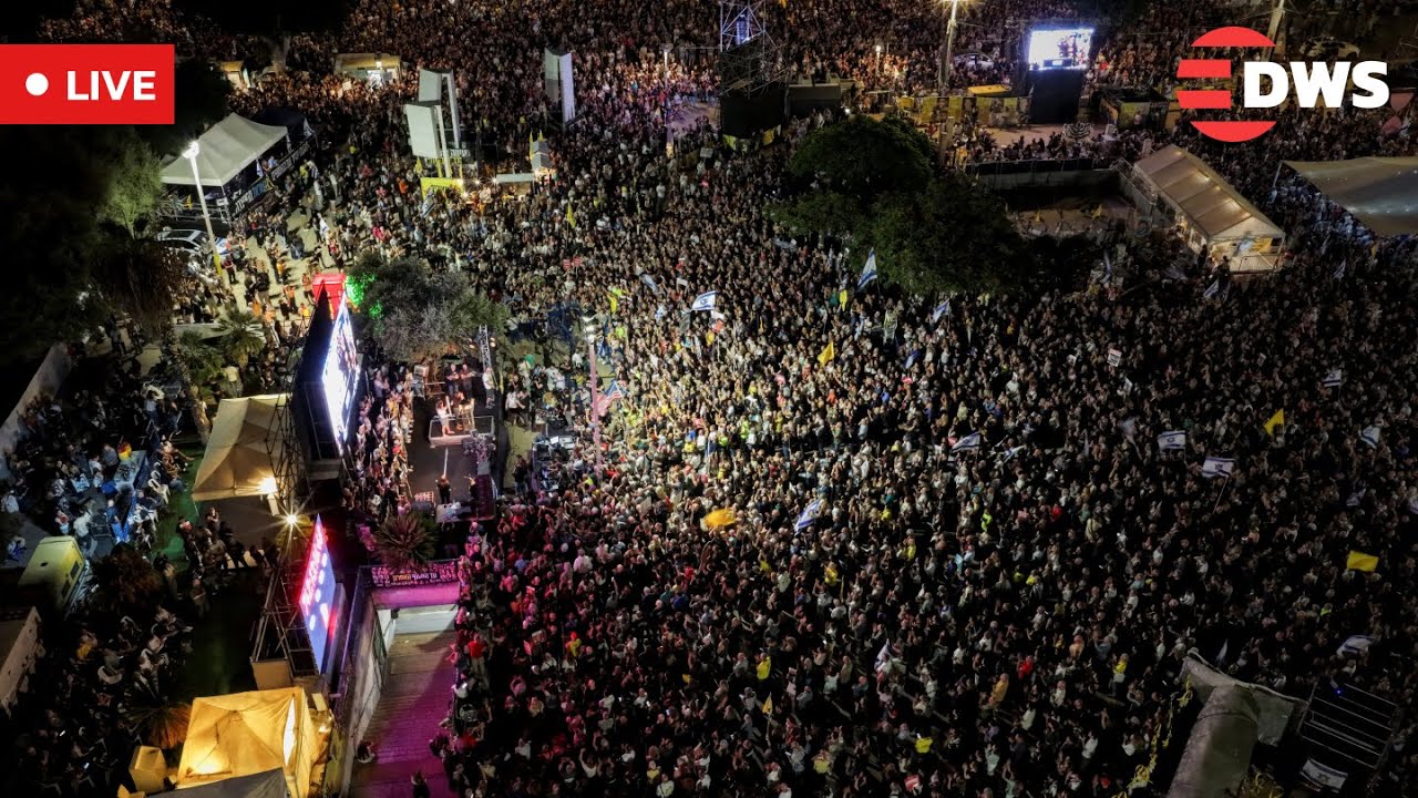 Live: Thousands Rally in Tel Aviv for Hostages’ Release — Emotional Night at Hostage Square | AH14