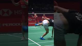 Maximum pressure! #shorts #badminton #BWF