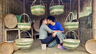 The process of weaving handmade bamboo baskets is sold on the market  Bringing warm love together