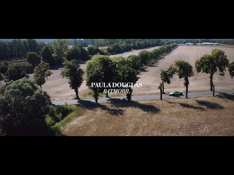 Paula Douglas - BATMOBIL (Offizielles Musikvideo)